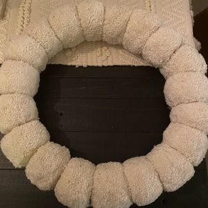 Pom Pom wreath